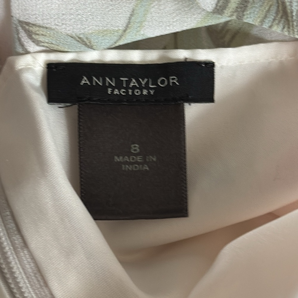 Ann Taylor Factory Floral Dress - Picture 4 of 5